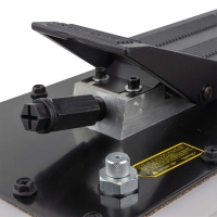 Насос пневмогидравлический ножной 3.2л Rock Force RF-TRA5301 BIG